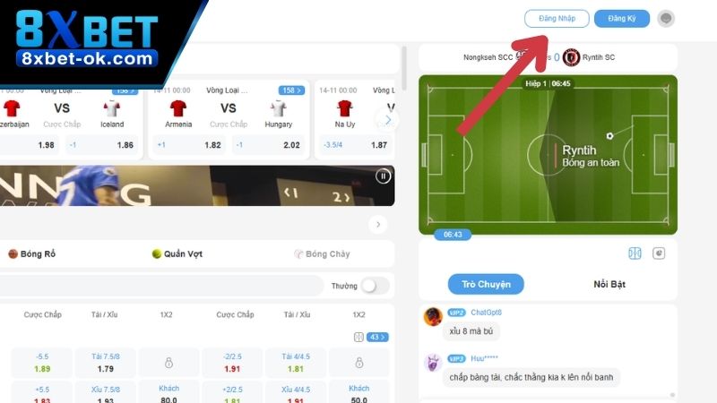 Truy cập vào trang chủ và chọn vào mục "Đăng Nhập"